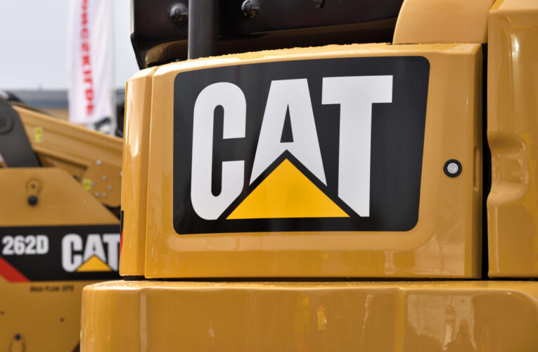 Need a Value Stock for Your January Purchases? Try Caterpillar!