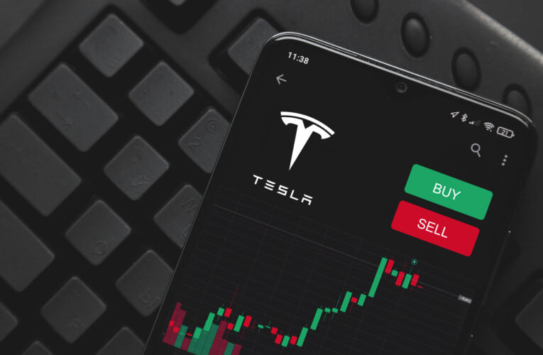 Tesla Stock Drops, and Recovers Right Away?